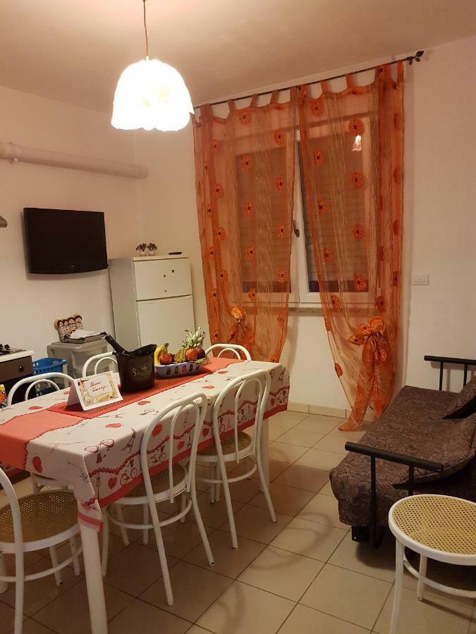 Casa Vacanze Manila Marina di Mancaversa Bagian luar foto